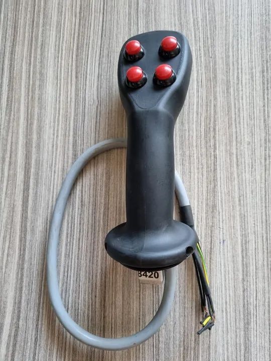 Manopla joystick 5 funções nova - Foto 2