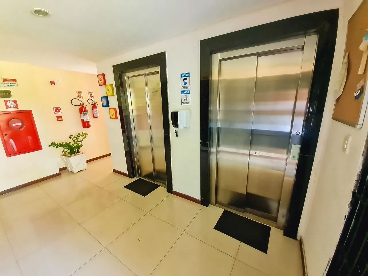 3/4Suite e varanda, planejado cozinha Rua da passarela SSA.NorteShopping 2 vaga garagem - Foto 5