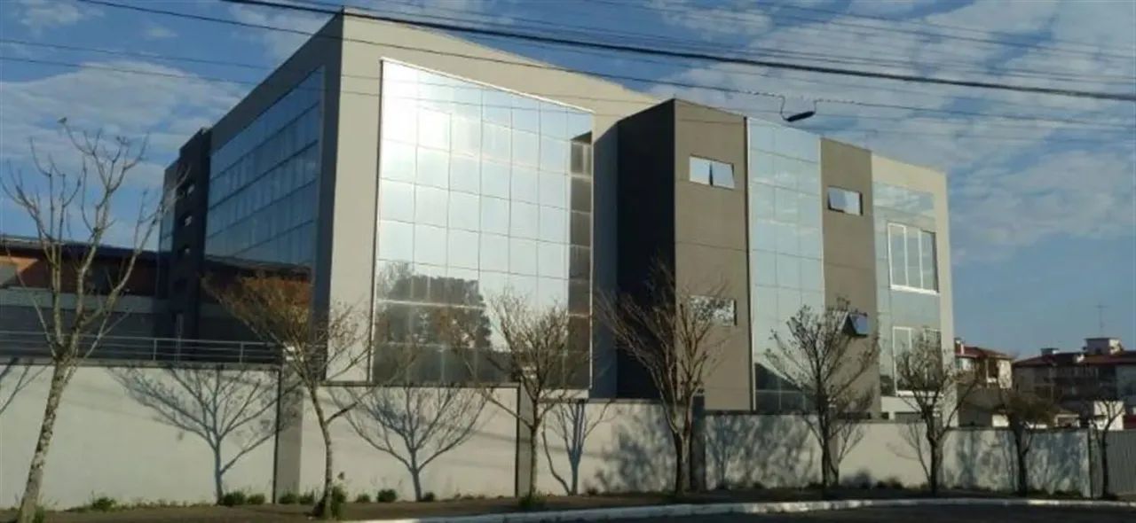 Excelente oportunidade para compra de pavilhão em excelente localização com grande fluxo d