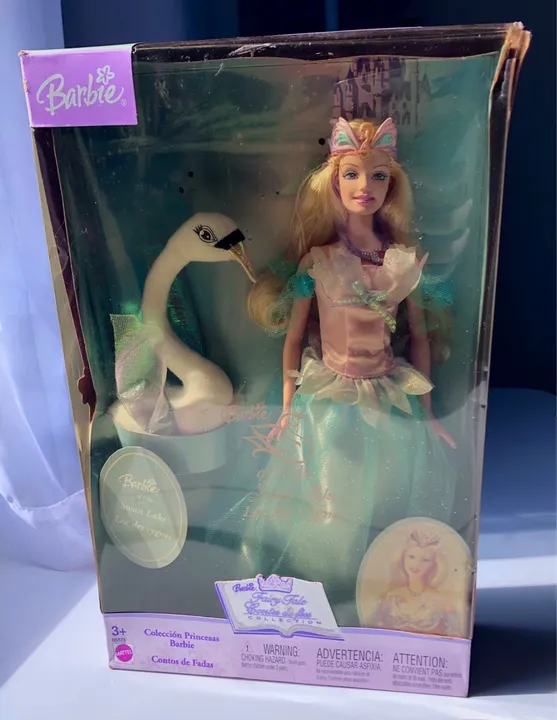 Barbie na caixa swan lake Odette lago dos cisnes