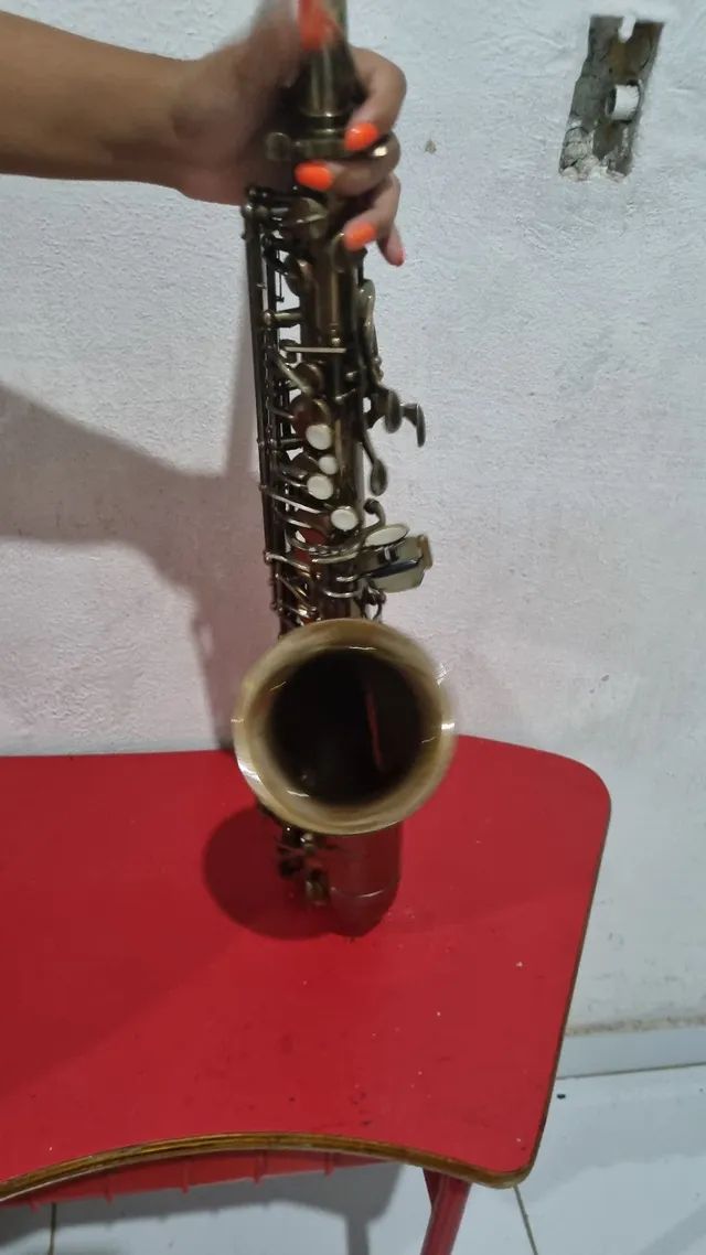 descontos preços Sax alto Quasar. Novo!