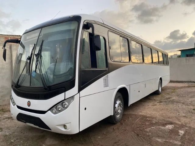 Ônibus-Mercedes Benz 1722  Marco Polo  ( IDEALE ) 2011