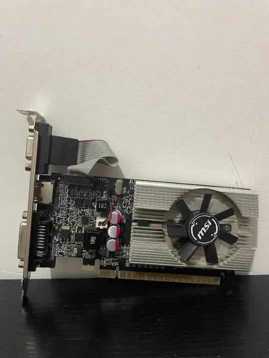 Placa de vídeo Nvidia Geforce G 210 1GB MSI Seminova - 3 Meses de garantia