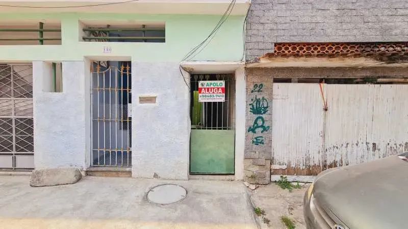 Porto da Pedra - Rua Rua Zenith Lopes de Aguiar, 120 casa 01 - R$400,00