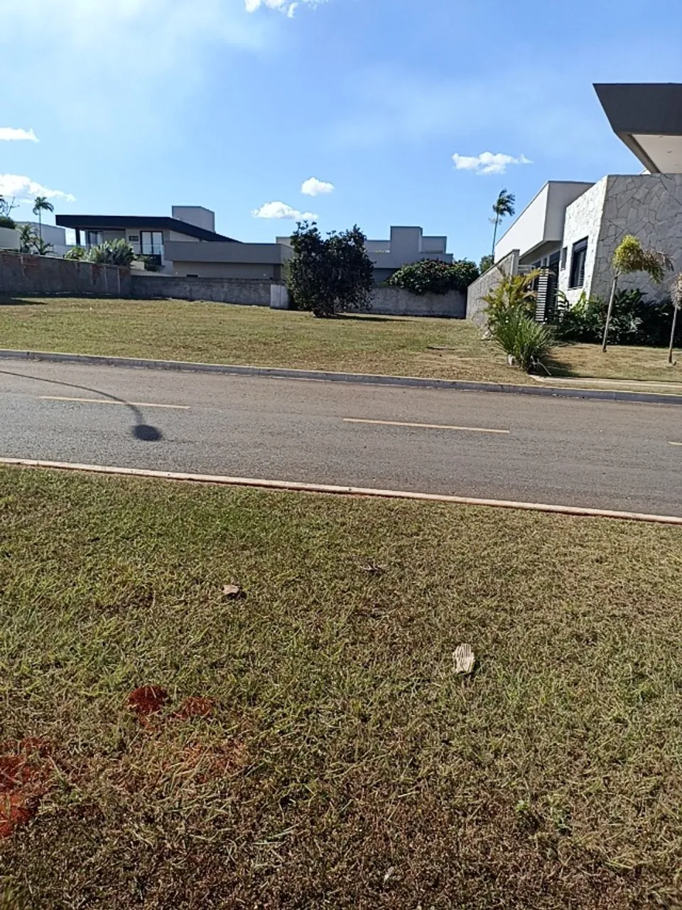LOTE 560m²