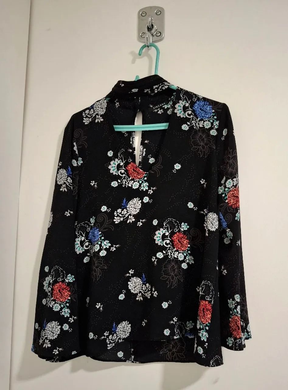 Blusa Feminina Estampada Floral - Zinzane