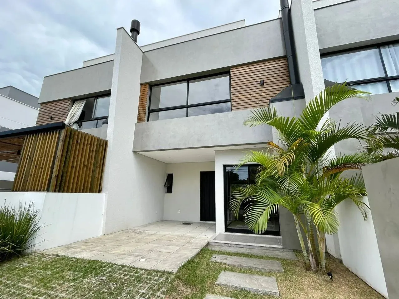 Sobrado à venda no Campeche, Florianópolis