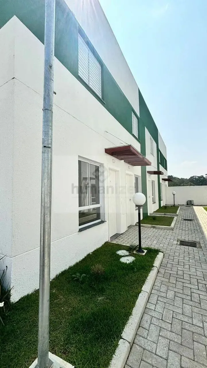 Casa para alugar em condominio fechado, otima localização, casa nova primeira locação