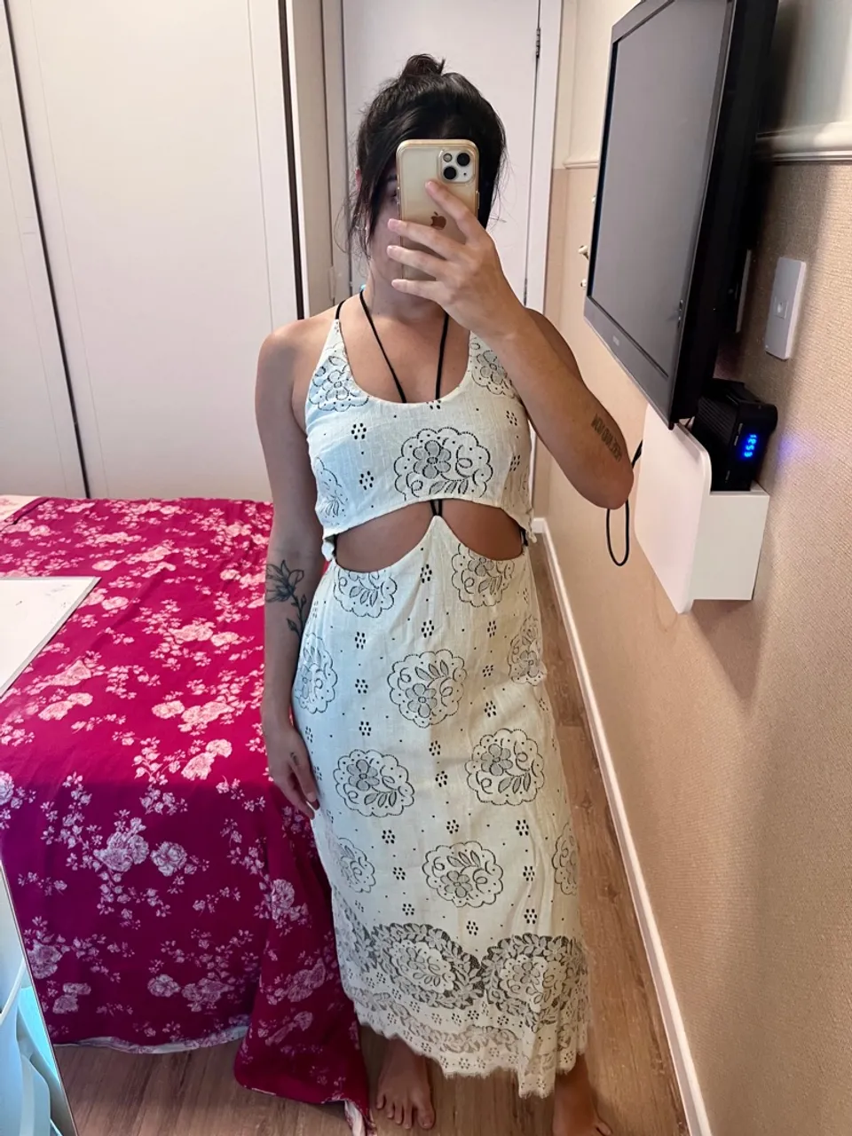 Vestido Longo bordado FARM - Fresco e Estiloso! Tam P