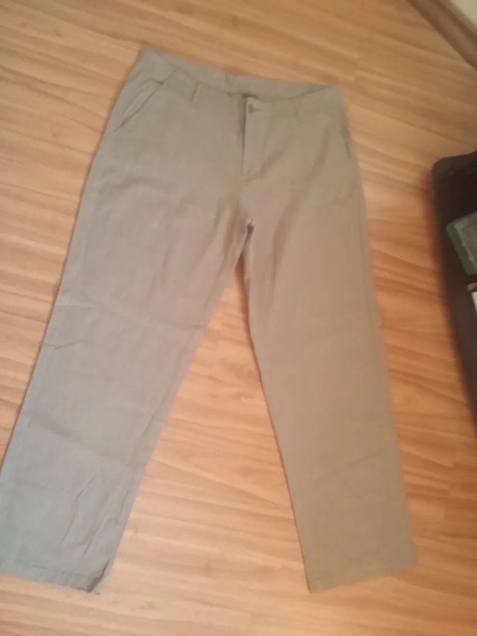 Calça feminina bege 44