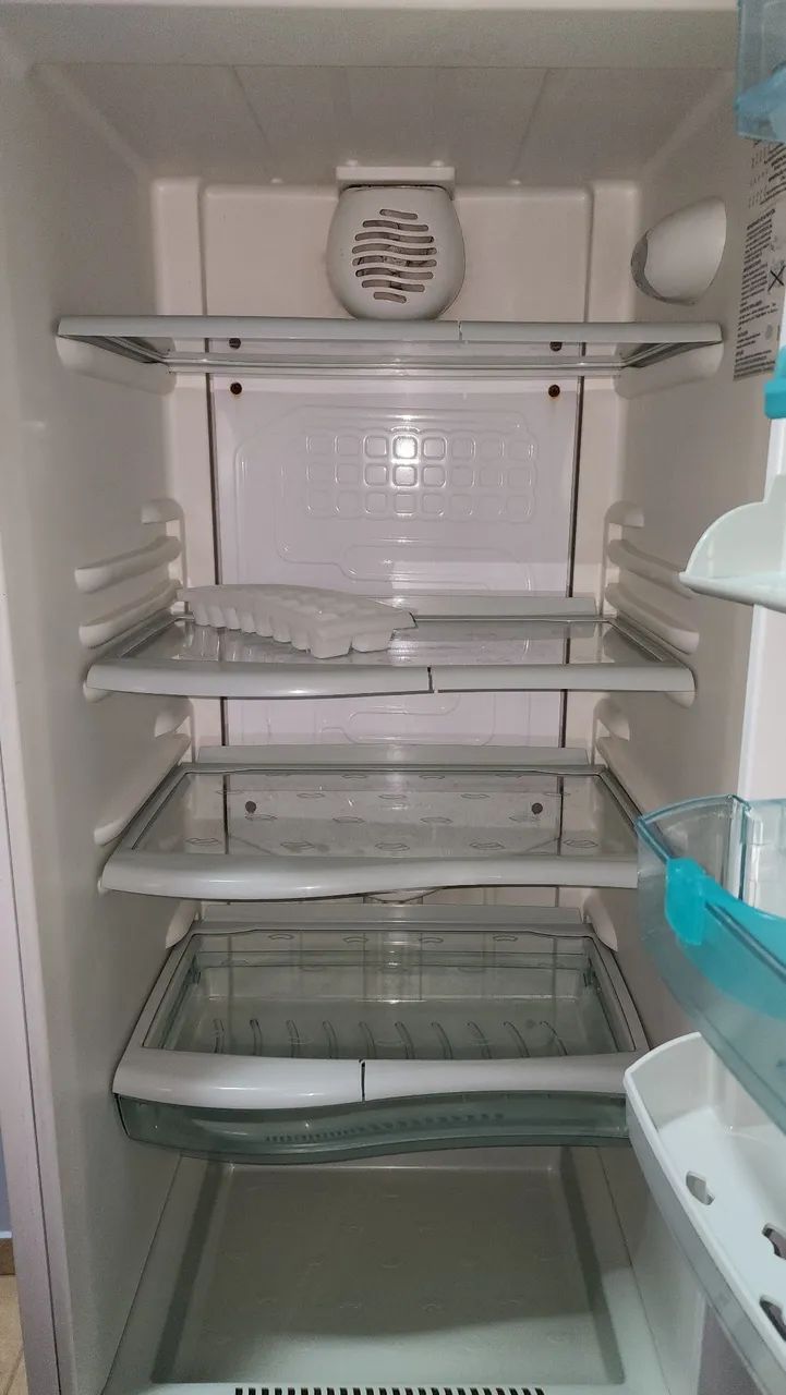 Geladeira(SEM FREEZER) Brastemp Frost Free 330L - 127V - Funcionando Perfeitamente - Foto 3