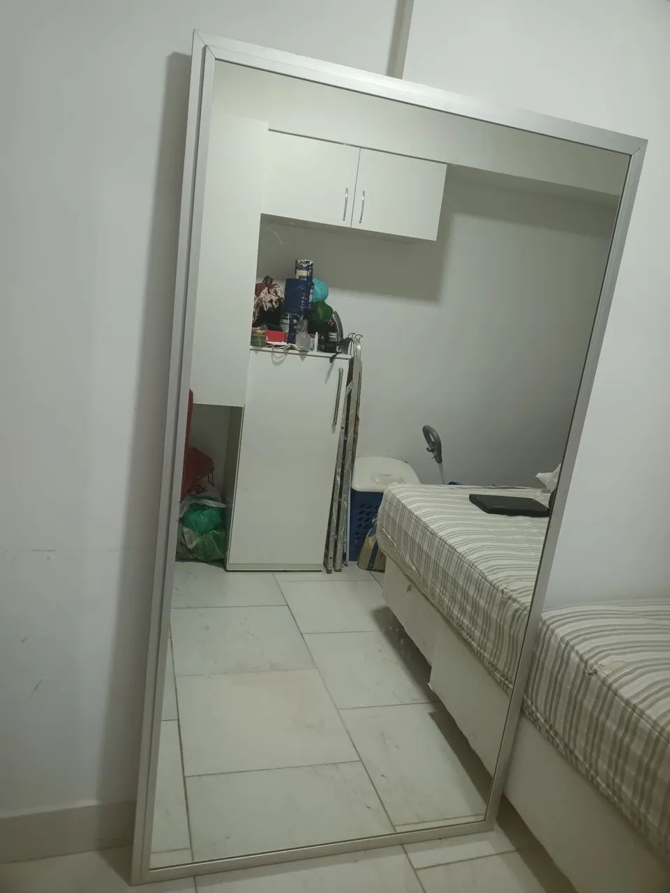 Espelho 1,10 m x 2,00 m (Moldura em aluminio)