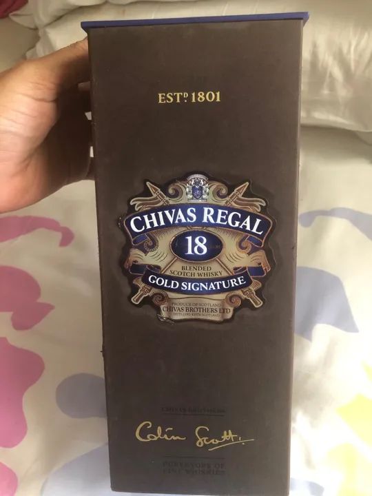 Whisky Chivas Regal 18 anos Gold Signature