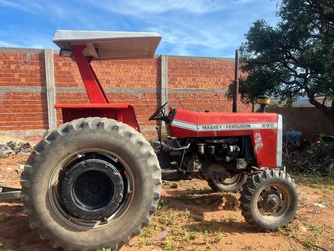 Trator 290 e Carreta