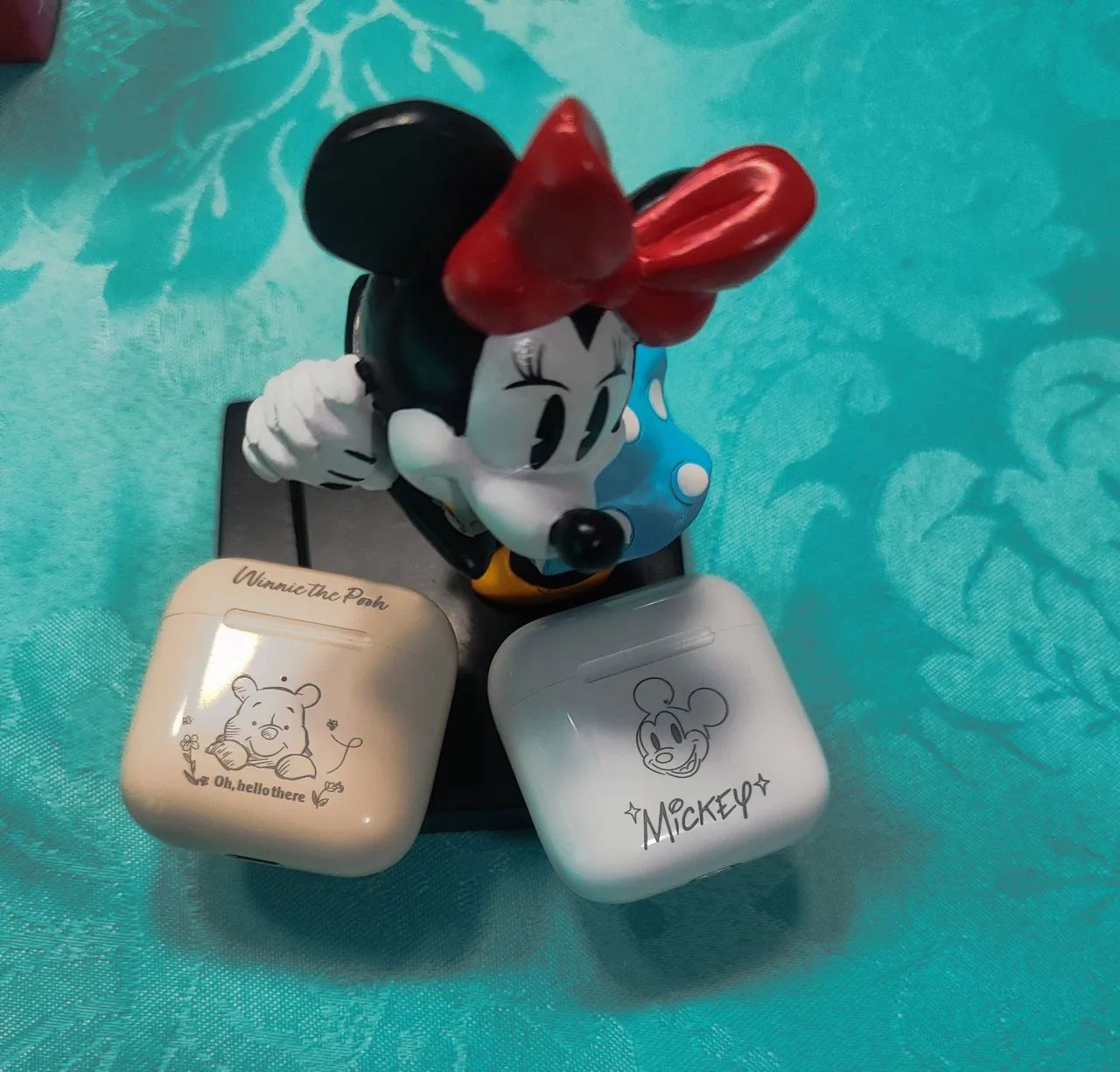 Porta cartão estátua Minnie + fone bluetooth Disney - Foto 4