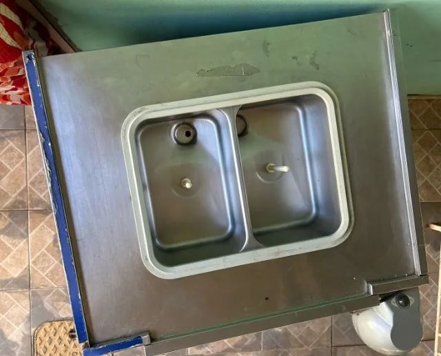 Máquina Taylor de mesa + Mixer p/ MILKSHAKE - Foto 2