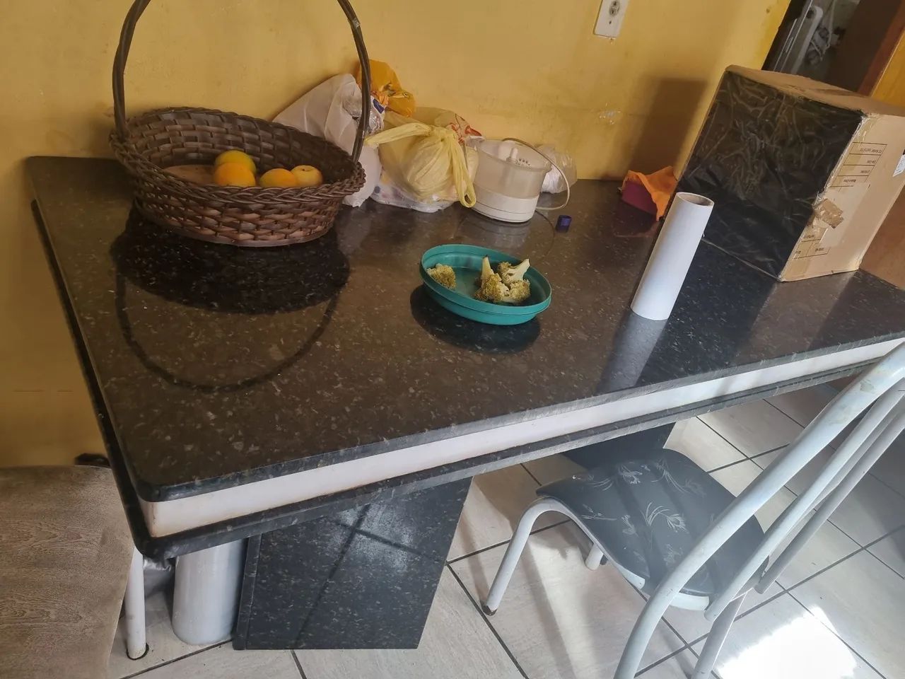 Mesa toda em marmore - Foto 2