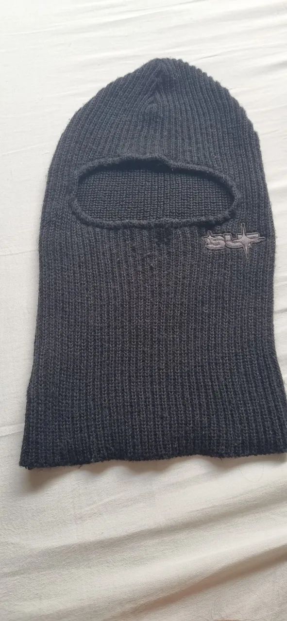 Balaclava Sufgang Preta de Lã/Crochê