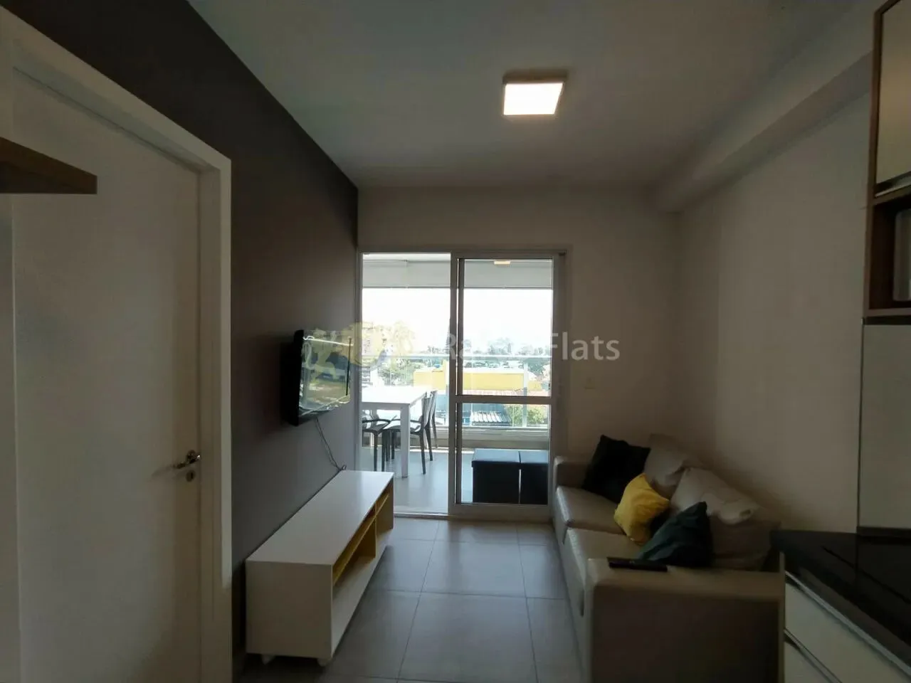 Rarus Flats - Flat para locação - Edifício Cosmopolitan High Garden