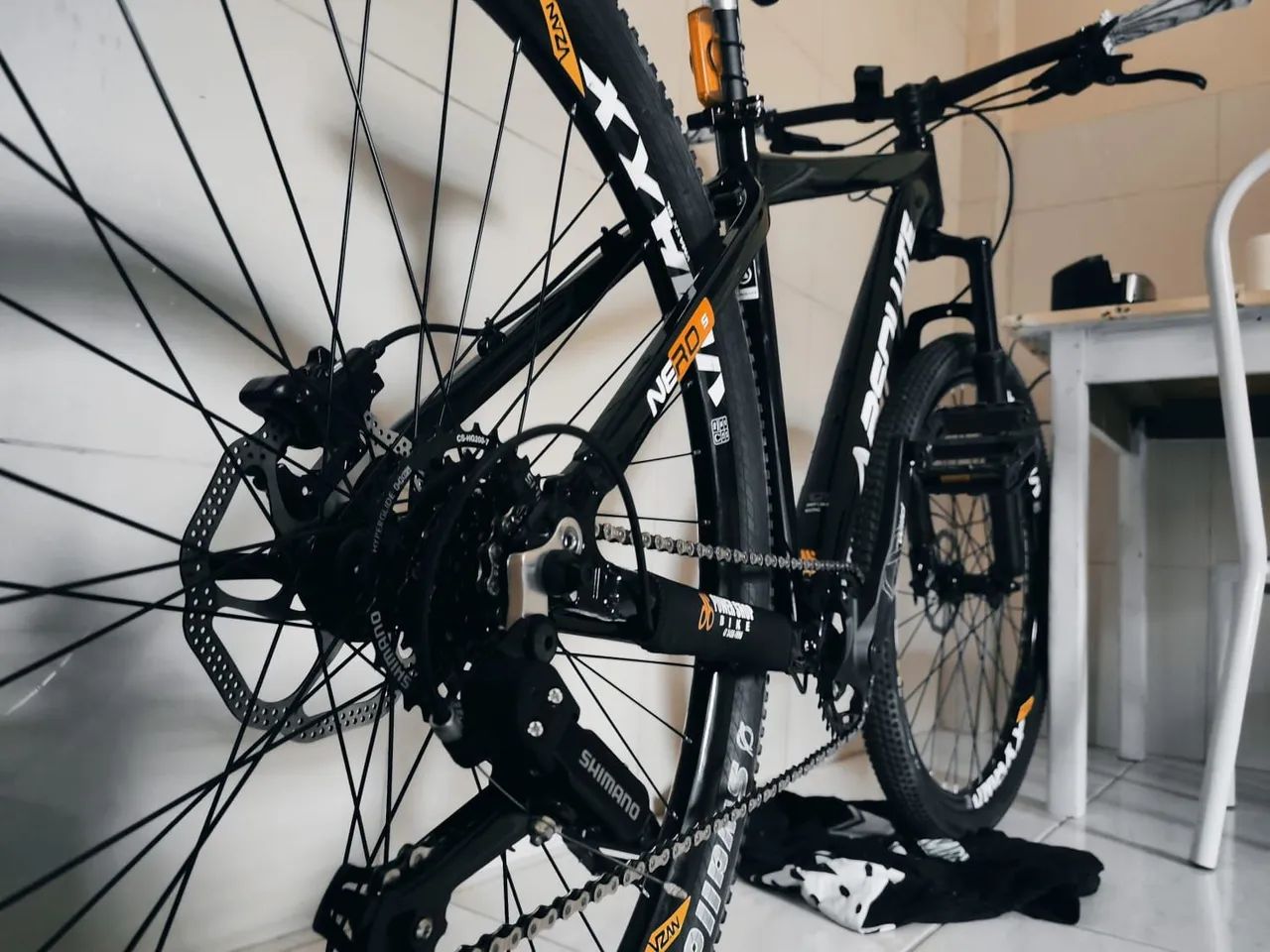 BIKE 2 VEZES USADA!