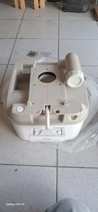 Sanitário Portátil Seaflo para Camping + barraca bandoleiro  - Foto 2
