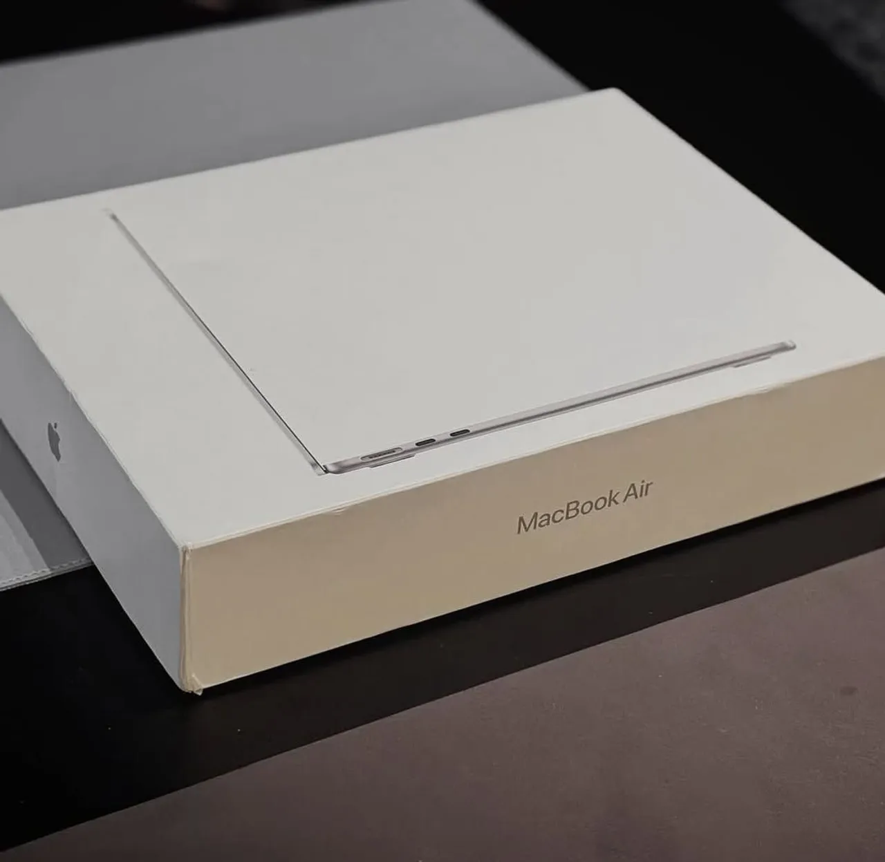 MacBook Air M2 | 15" Novo na Caixa