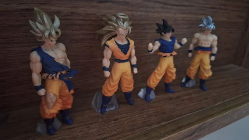 Coleção Completa - 4 Action Figures do Goku (Dragon Ball Z / Super)