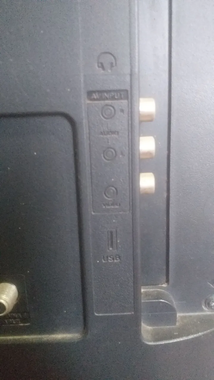 TV LED AOC 32 POLEGADAS !!