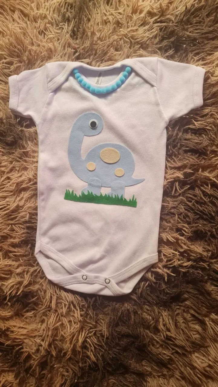 Body de Dinossauro Fofo para Bebê