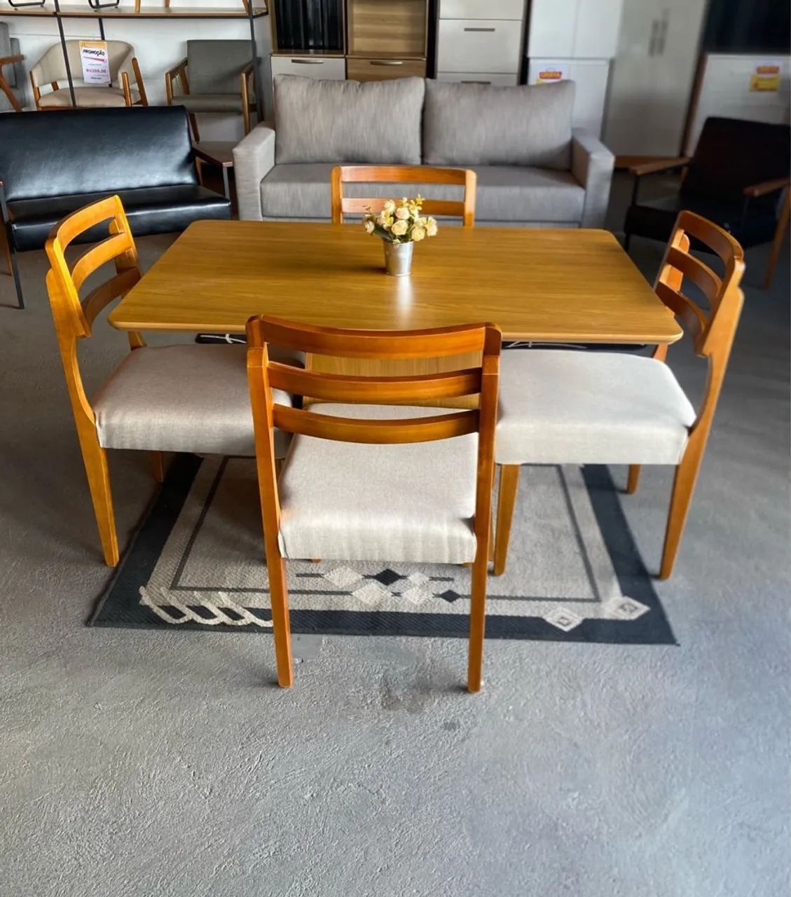 Conjunto de mesa Bárbara madeira/MDF