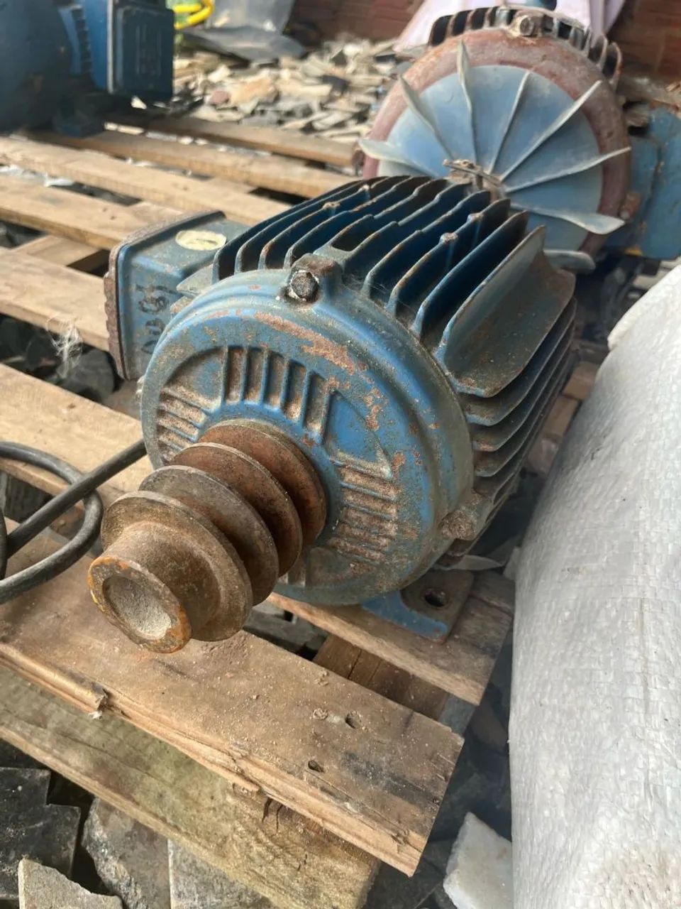 MOTOR DE 5 CV - Foto 2