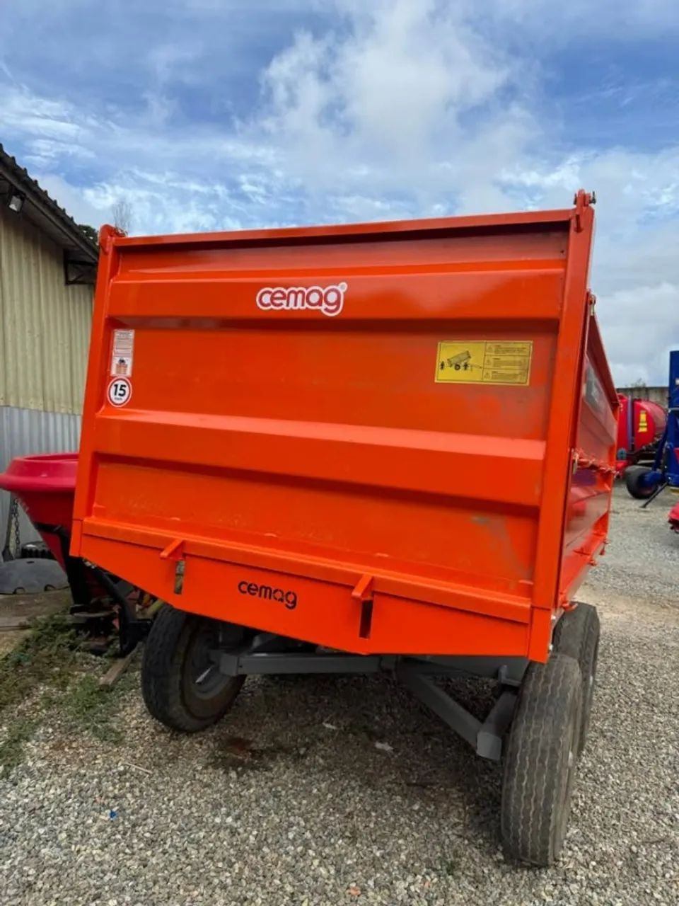 Carreta Agrícola Basculante Cemag 5000 - Foto 3