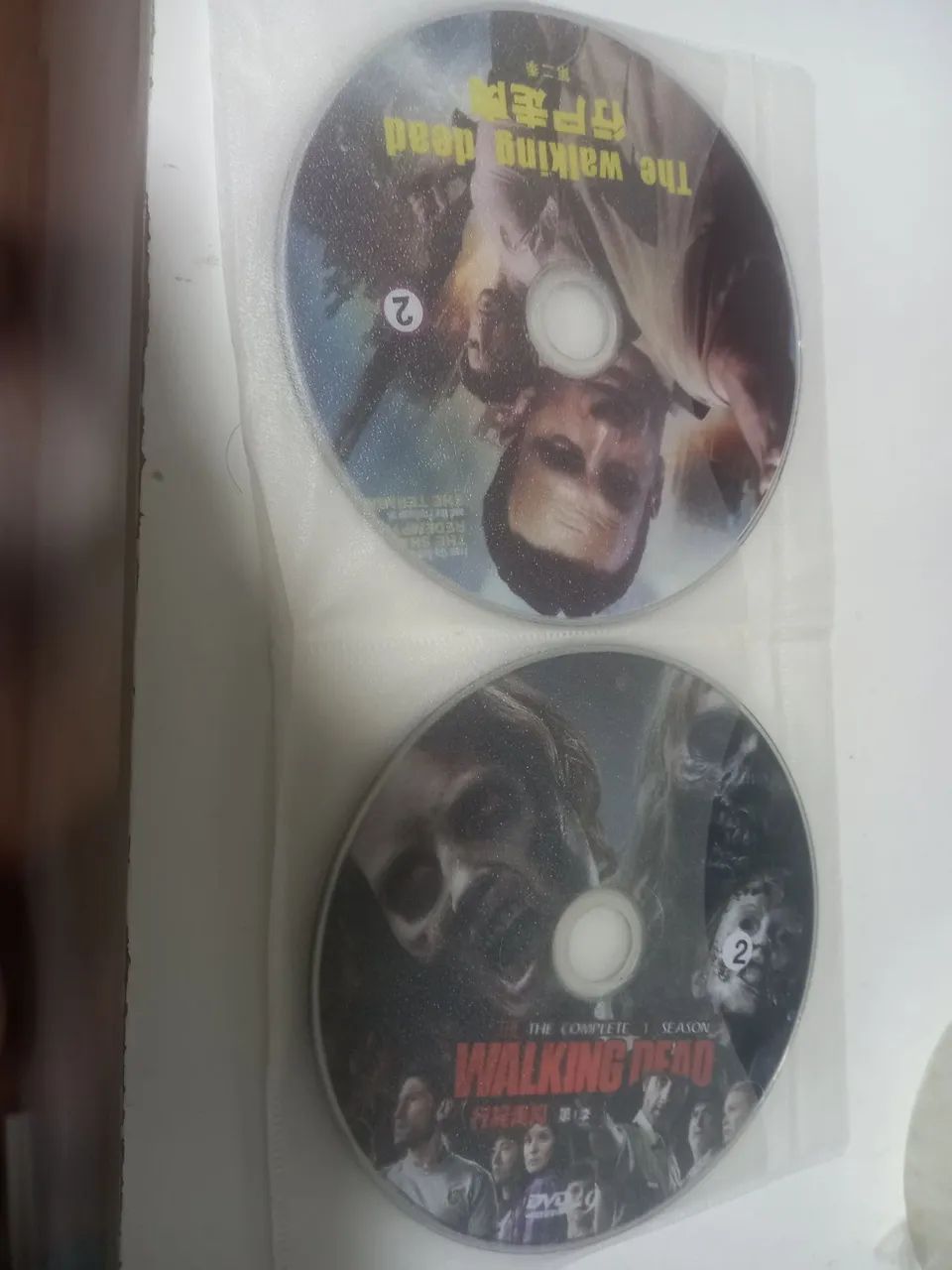 DVD THE WALKING DEAD SESON 1 - 2   - Foto 5