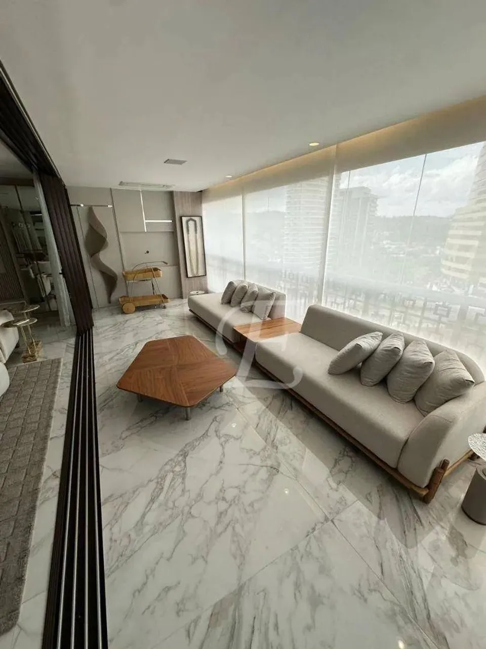 Apartamento com 4 dormitórios à venda em Barueri/SP
