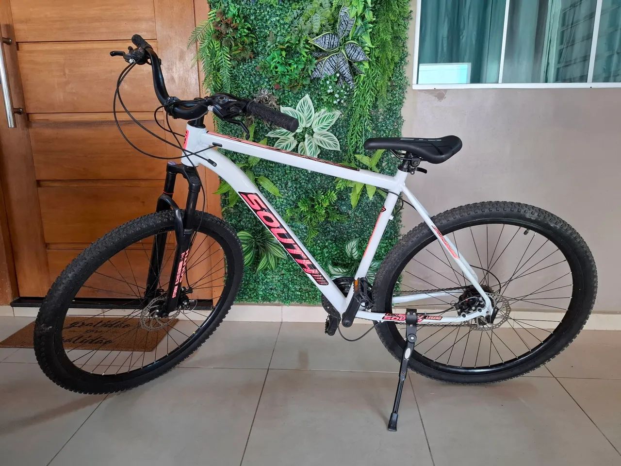 Bicicleta South Legend Branca Aro 29