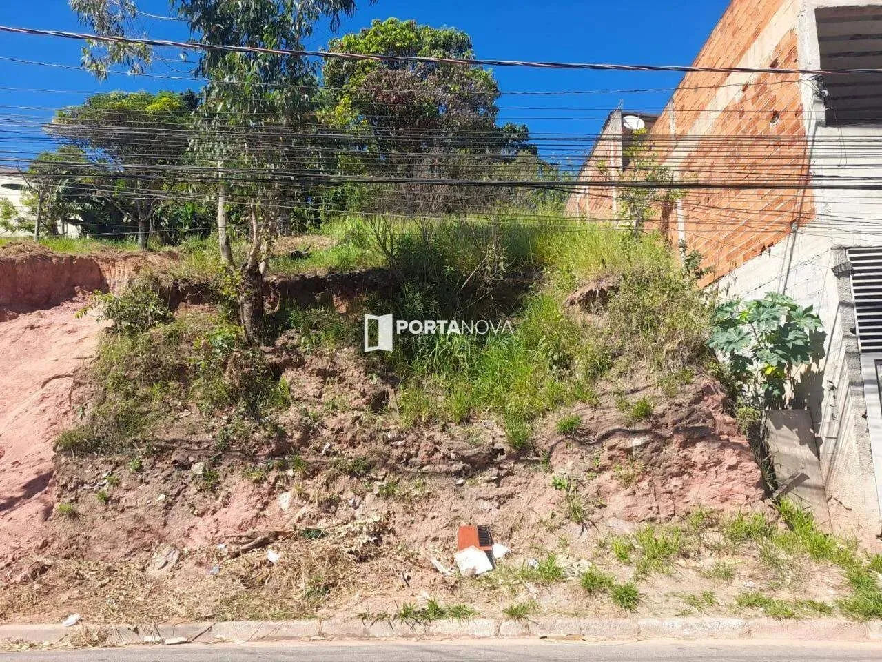 TERRENO para venda no Bairro Jardim Elisa - Embu das Artes/SP.