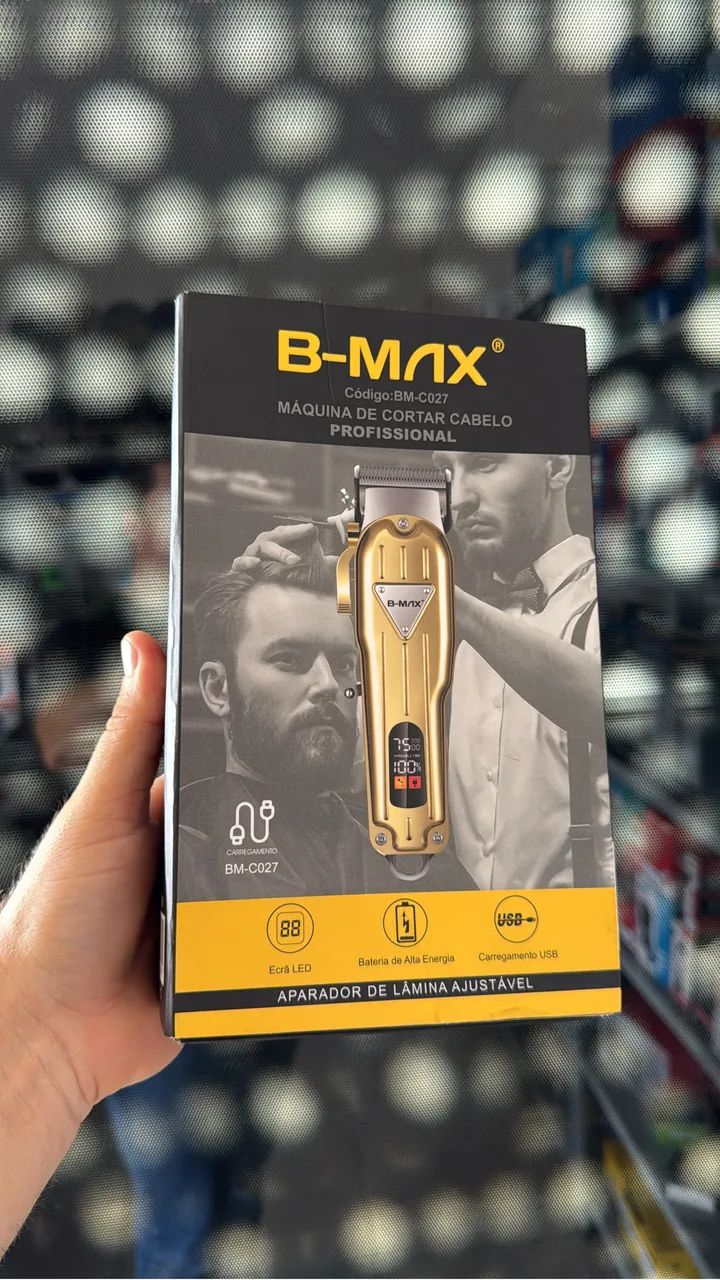 Máquina de Cortar Cabelo Profissional Com Visor Digital