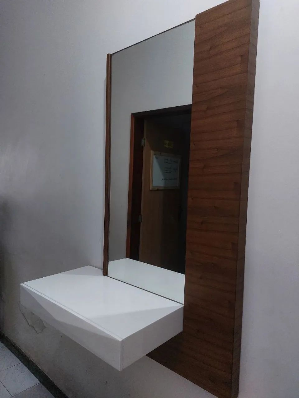 Painel conjunto de espelho e gaveta - Foto 4