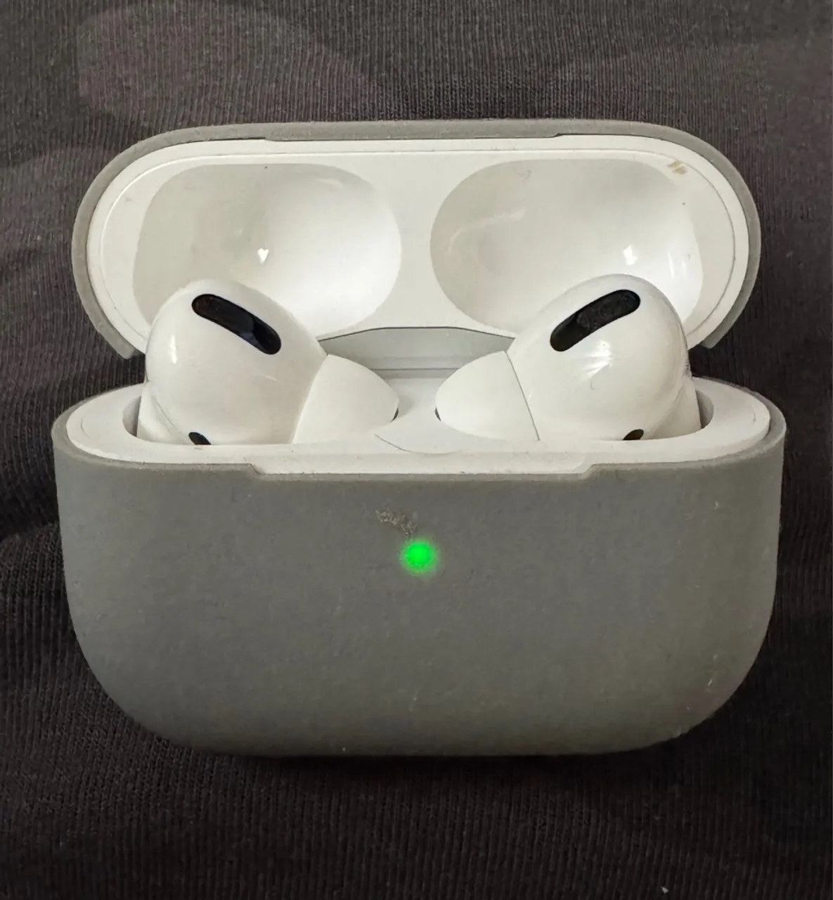 AirPods Pro Original com Case e Capa de Silicone