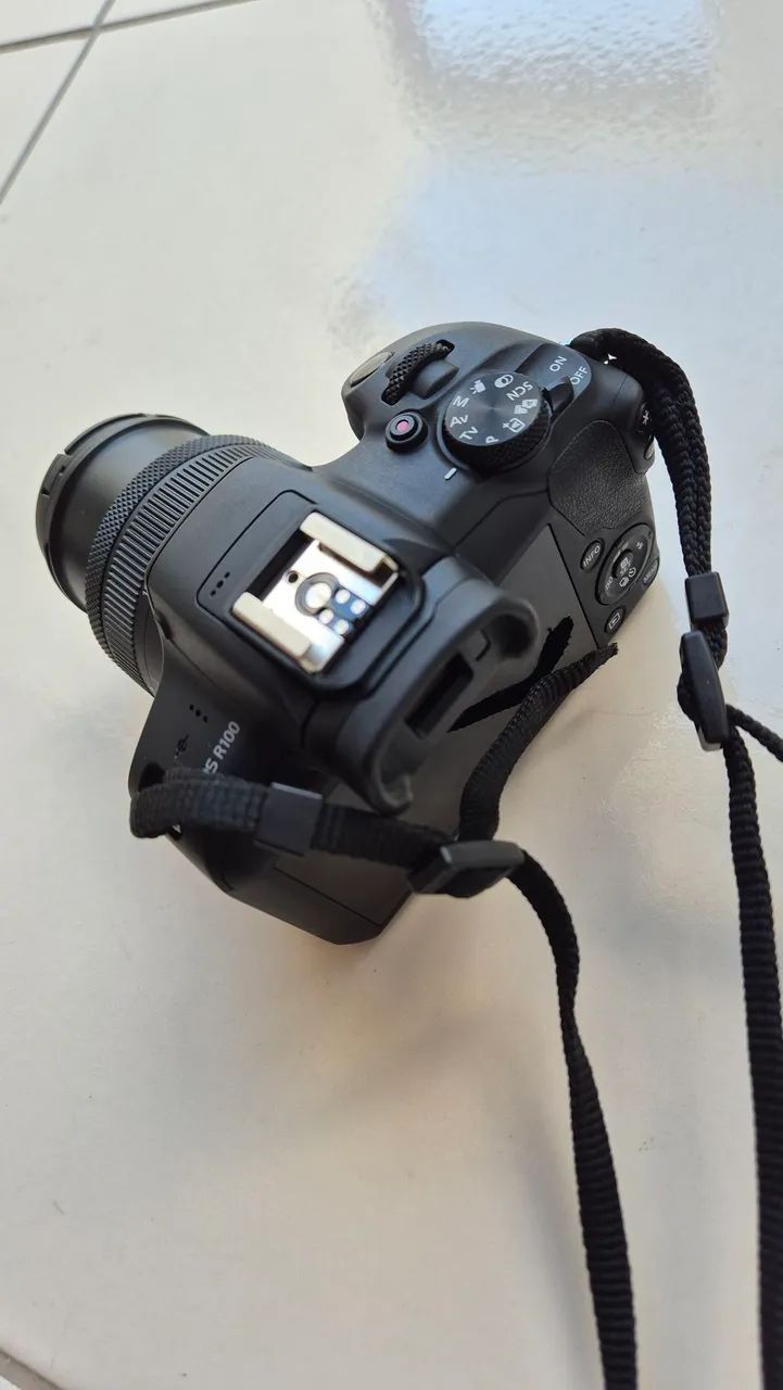 Câmera Canon EOS R100 - Foto 2