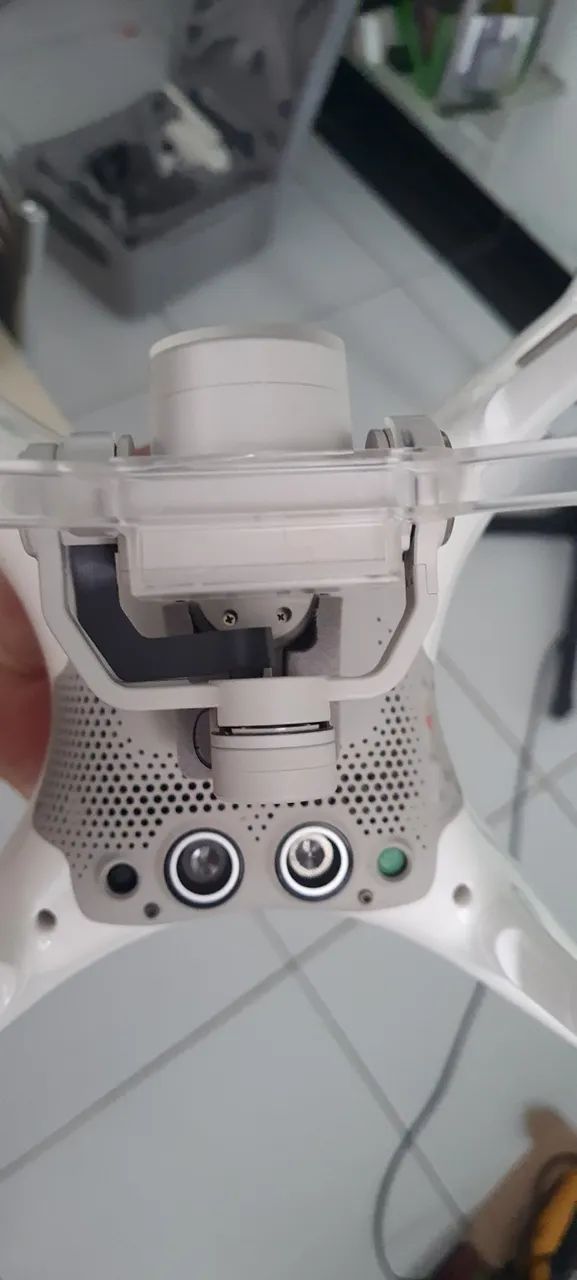 Drone DJI Phanton 4, Funcionado tudo, a bateria não recebe carga. - Foto 4