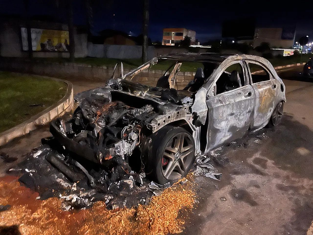 A 250 2015 queimada sem restrições documentação ok 2024 na mão atpv em branco  - Foto 4