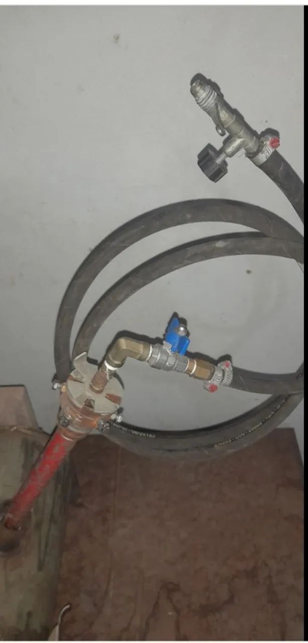 Forja a gás para cutelaria. 