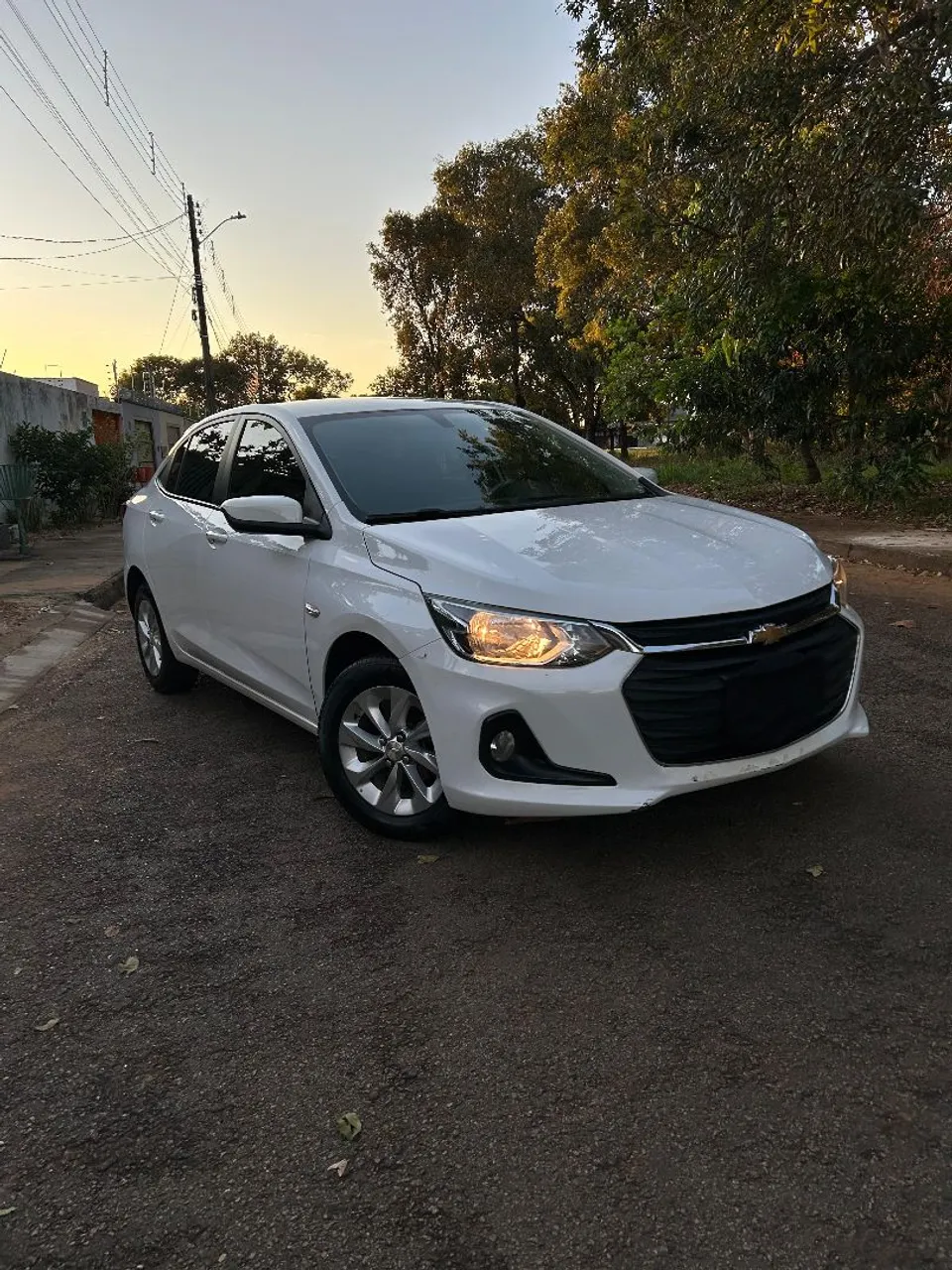 Vende-se Ônix Plus 10TAT LTZ