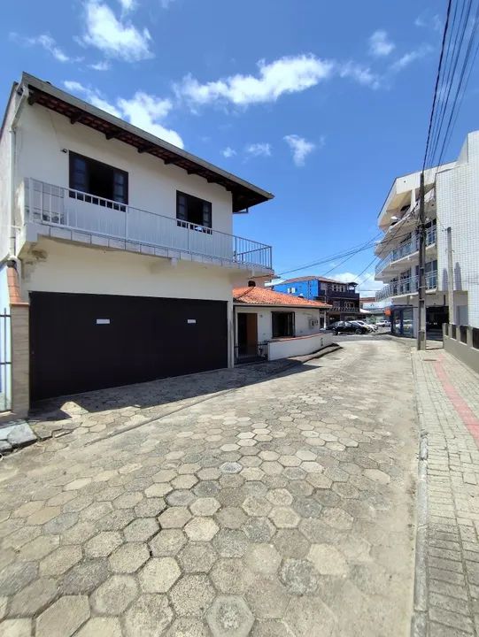 Aluguel por dia apartamento super ventilado no centro de Balneário Barra do Sul