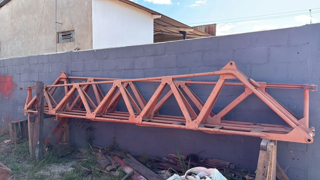 2 Barras de Uniporte 2.500 com 28 metros