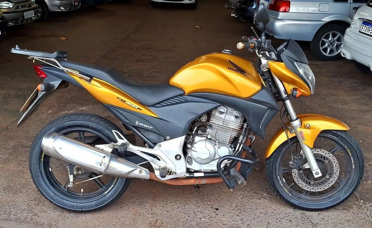 Moto Honda CB 300 moto esportiva  - Foto 5