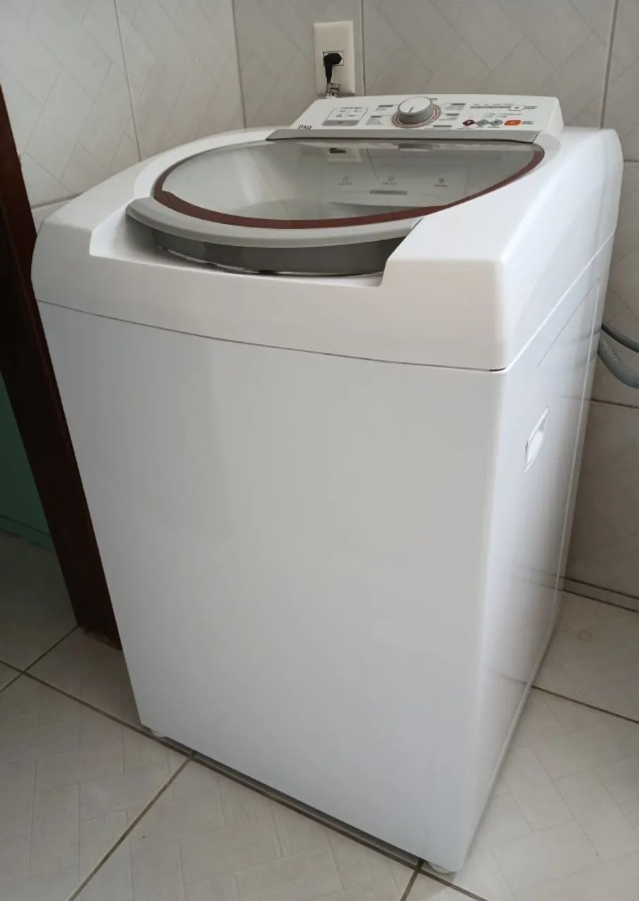 Vendo Máquina de Lavar 11kg Brastemp
