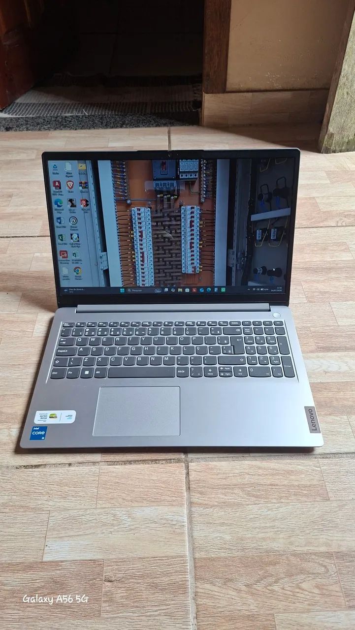 Vendo notebook da lenovo - Foto 2