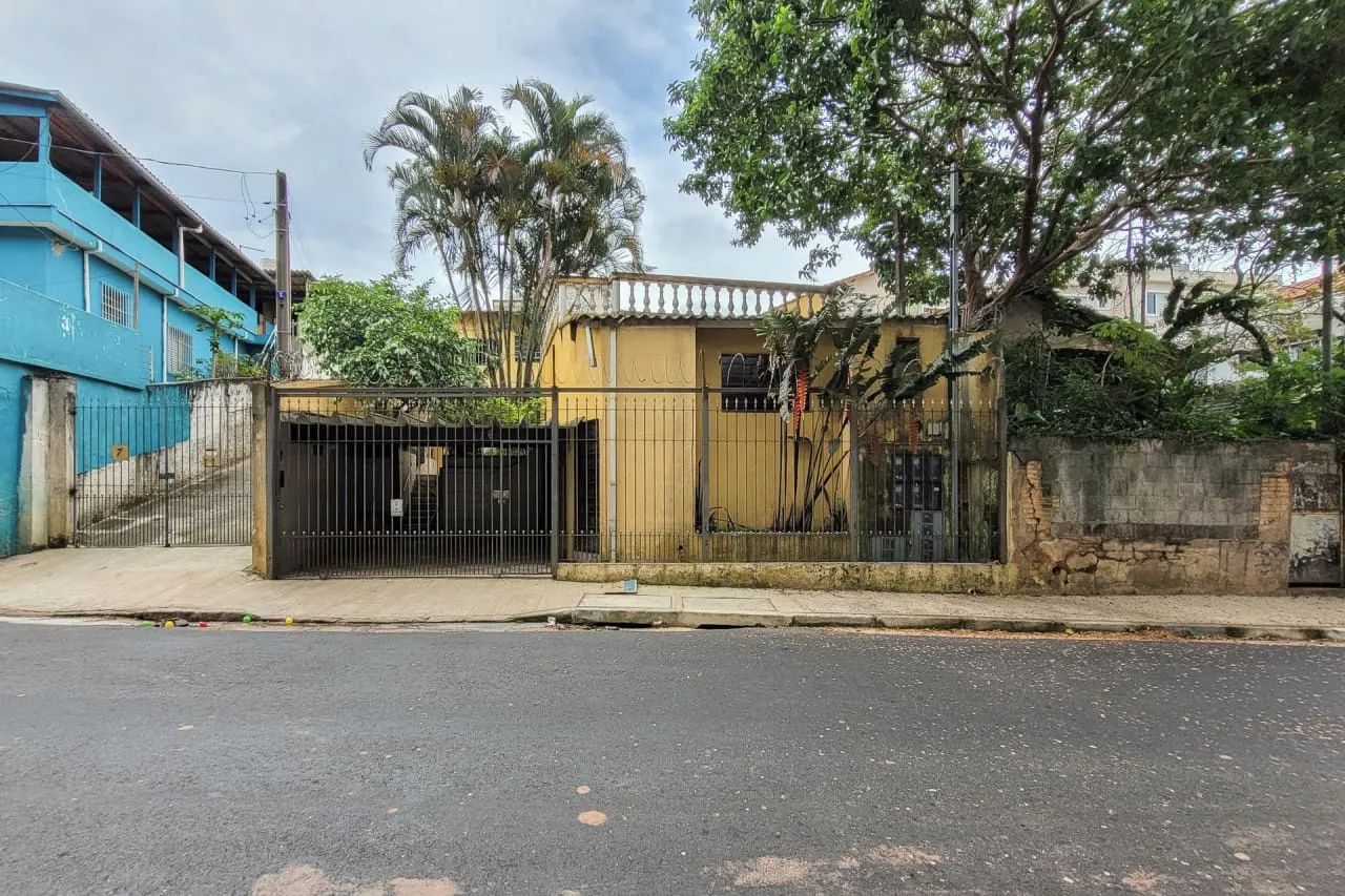 Casa comercial na Rua Domênico Palma, 124 - Casa 1  55 m²